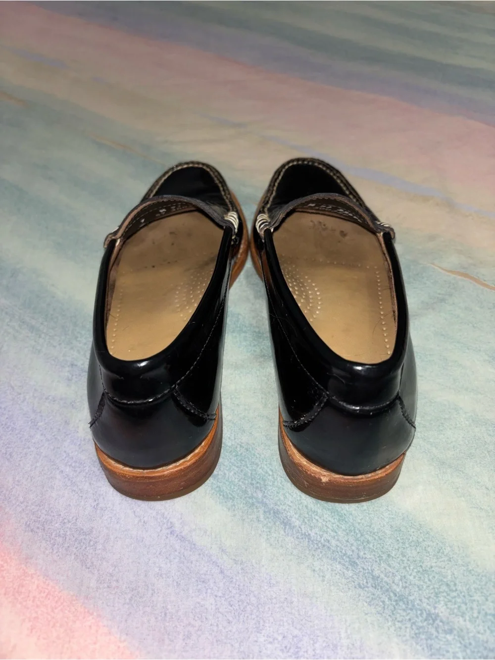 Bass Weejuns patent leather loafer women’s size 7 M